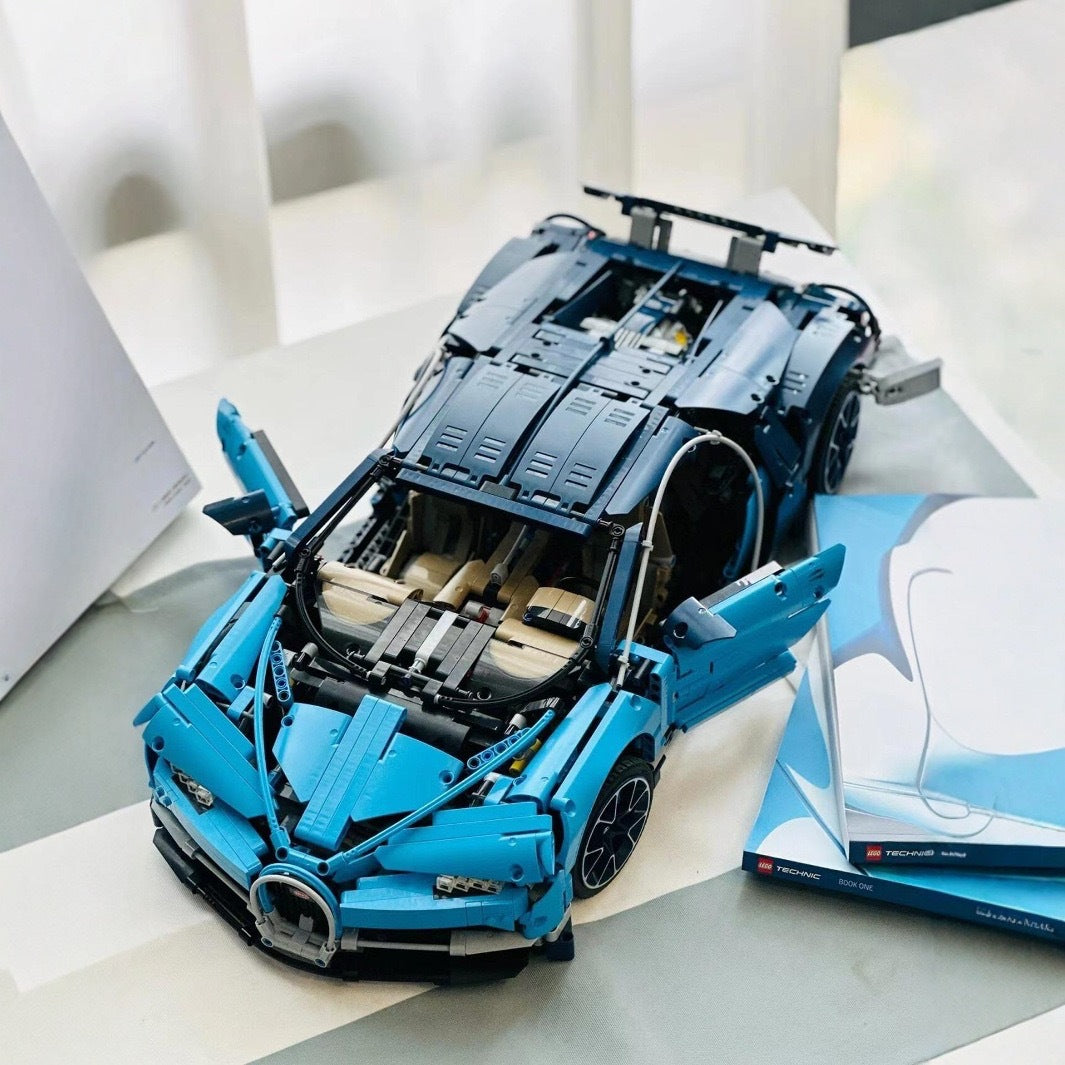 Zestaw konstrukcyjny super samochód Lamborghini / Bugatti / Range Rover — seria Technic, 2500+ elementów