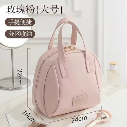 Przenośny kuferek kosmetyczny